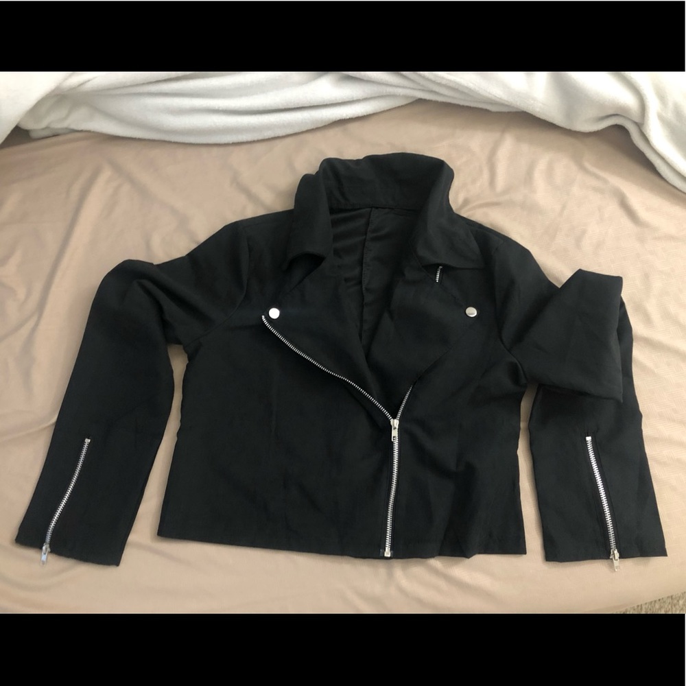 Black lightweight jacket